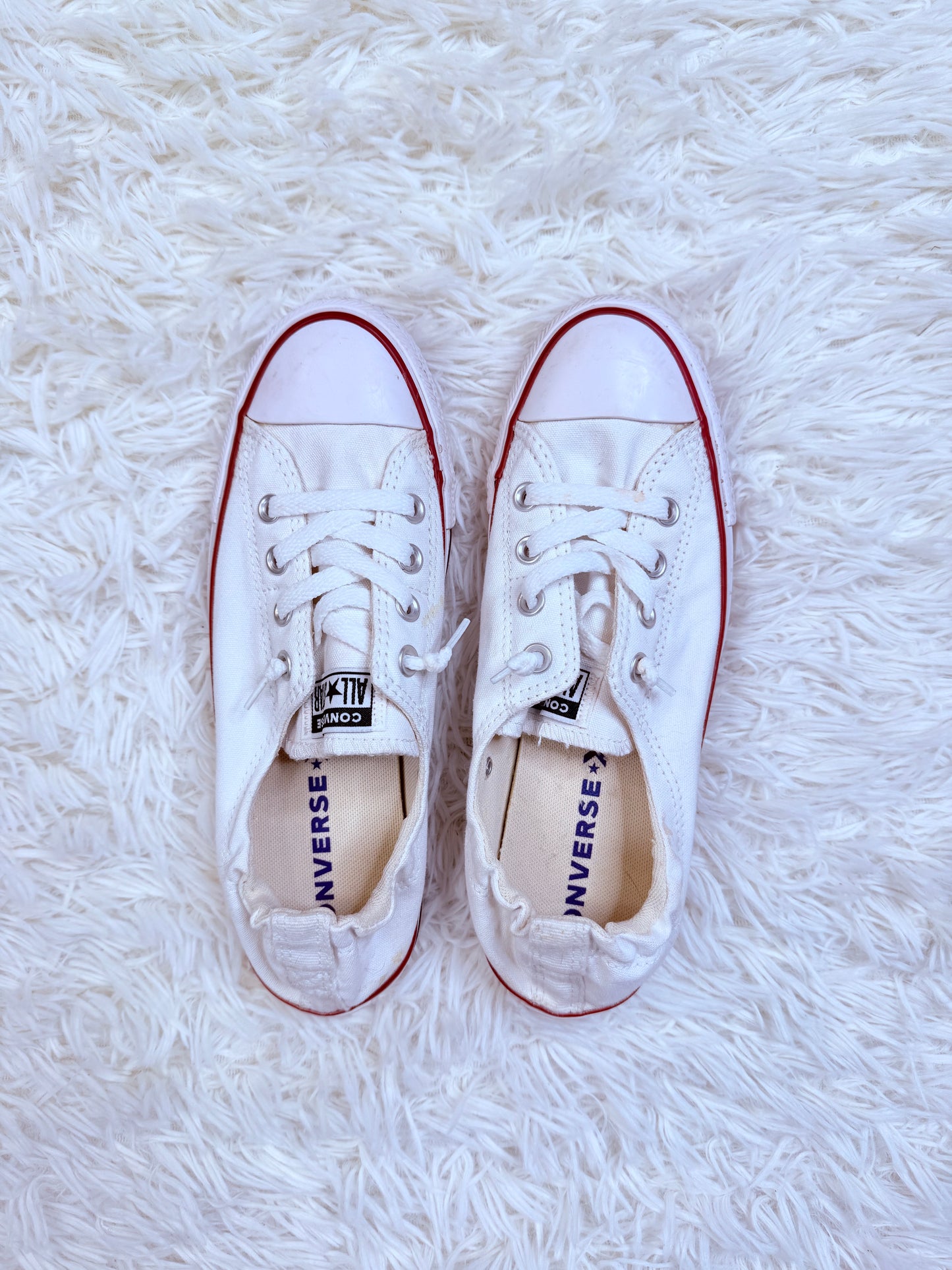 Women’s Converse size 10