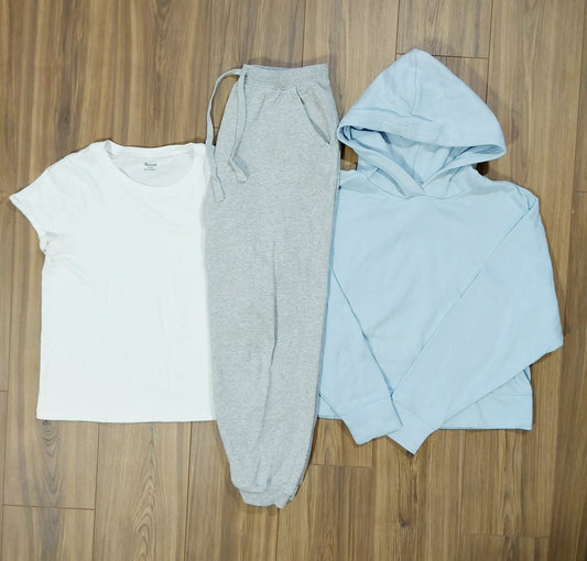 Old Navy size medium hoodie, made well size medium T-shirt & Aerie joggers