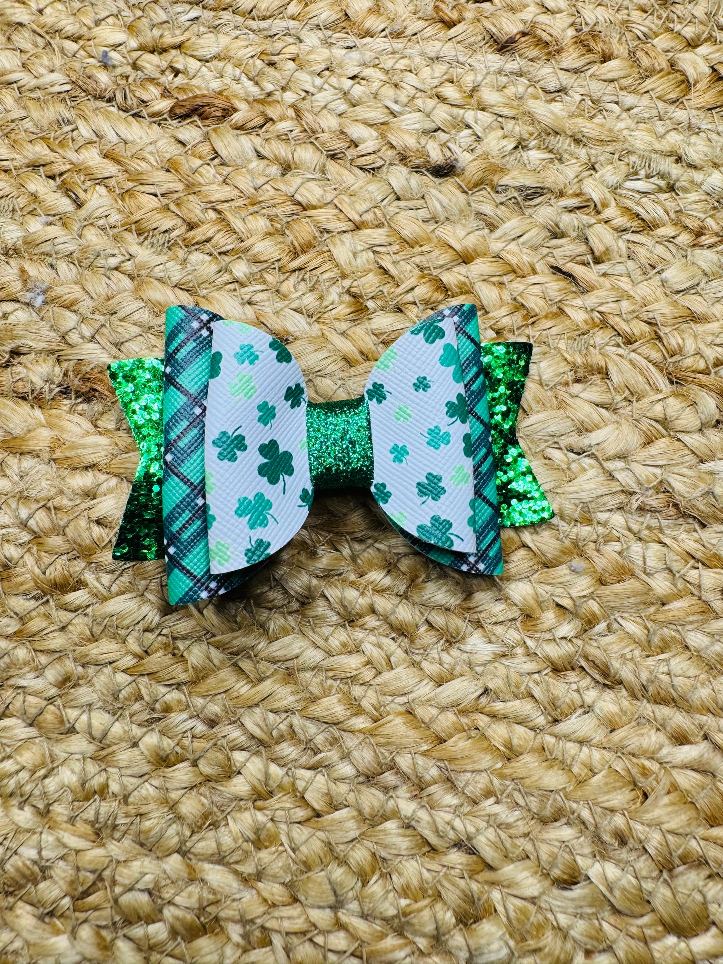 Shamrock Leather Bow