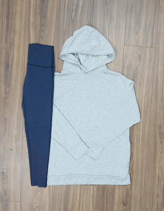 Both Aerie Offline Hoodie size medium & performance leggings size small