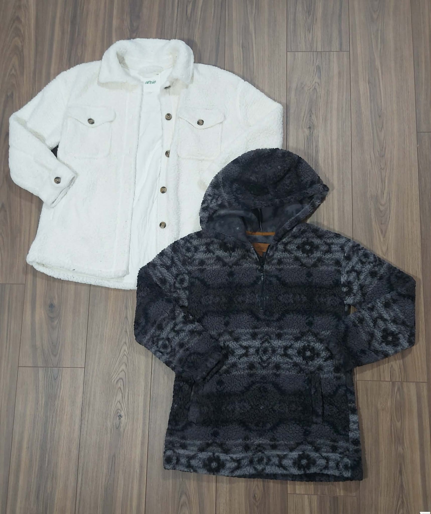 Top Aerie oversized small & bottom uggg oversized xsmall