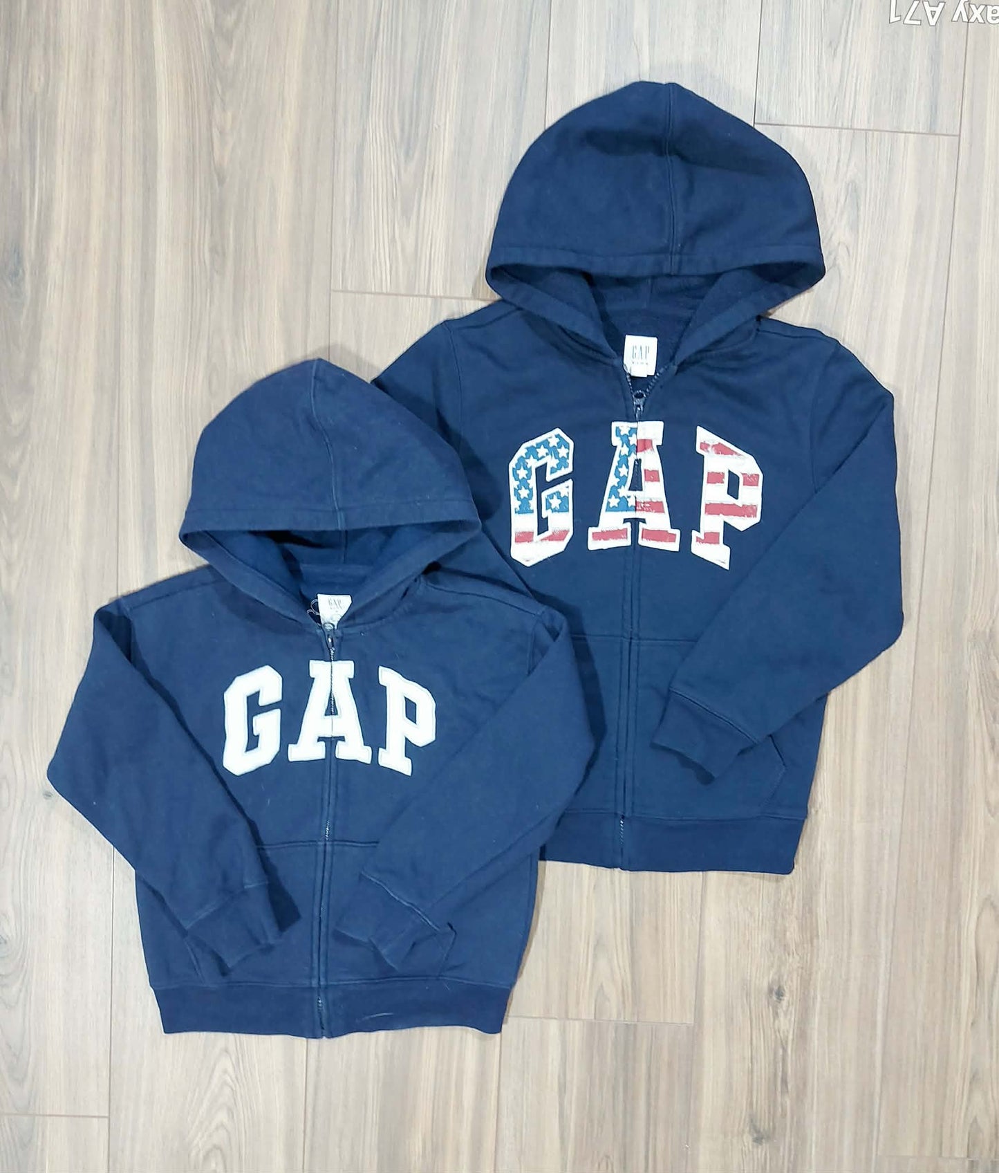 Both youth boys Gap zip ups top size medium & bottom size small