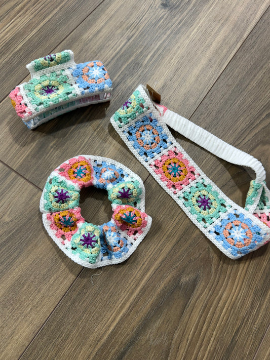 Knit scrunchie headband and clip set