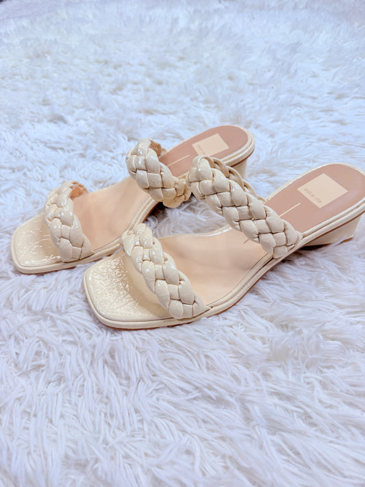 New Women’s Dolce Vita Sandals size 10