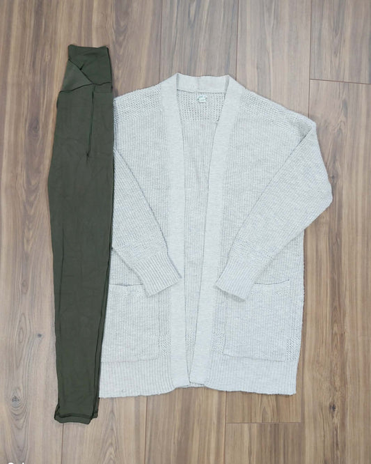 Aerie oversized small cardigan & Offline by Aerie cross front leggings xsmall