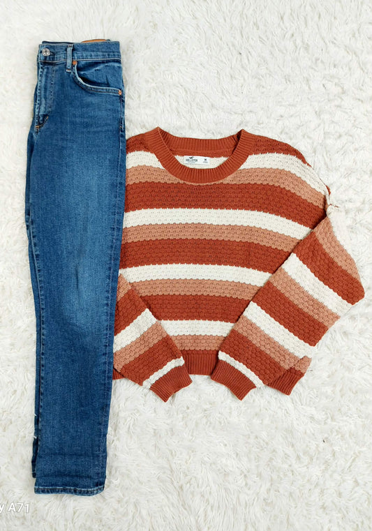 Medium Hollister Women’s sweater and Woman’s 28 Citizens of Humanity jeans (women’s 6/8)